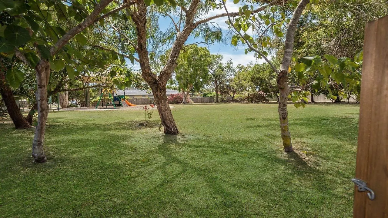 Vila 5 Bullando Street Warana Qld Kawana Waters 0*,